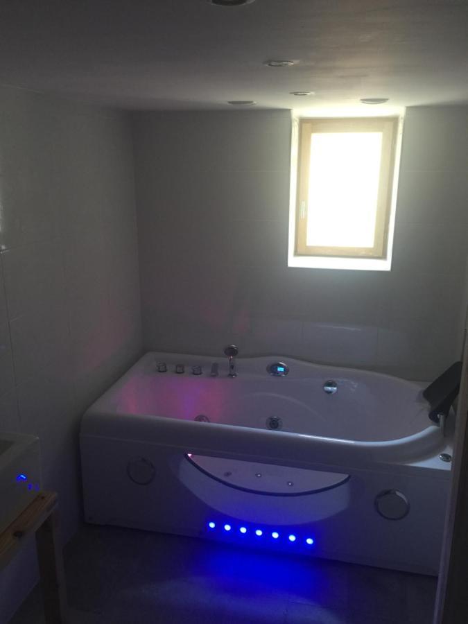 Volonne Chambres D'Hotes La Voute المظهر الخارجي الصورة